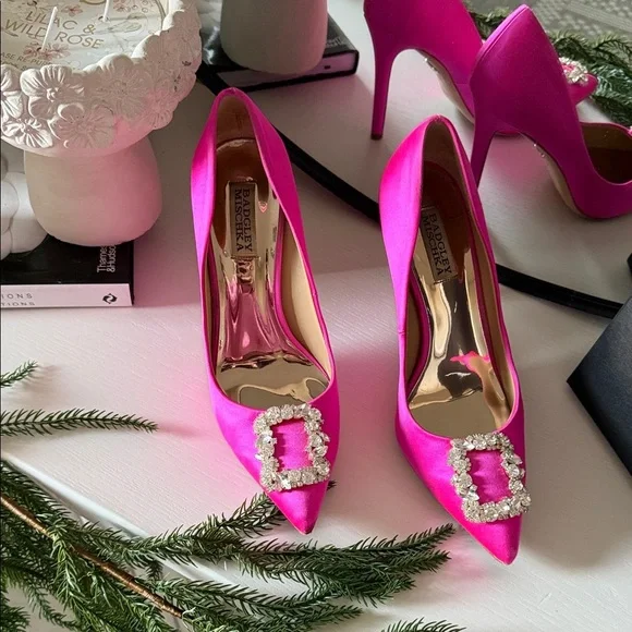 Badgley Mischka Fuchsia Heels with Sparkling Buckle - Picture 2 of 8